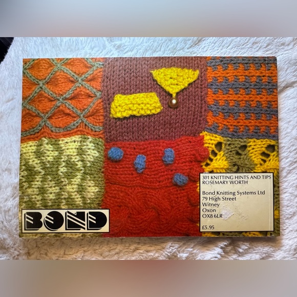 Knitting Hints and Tips Book - Multicolor - Picture 2 of 14